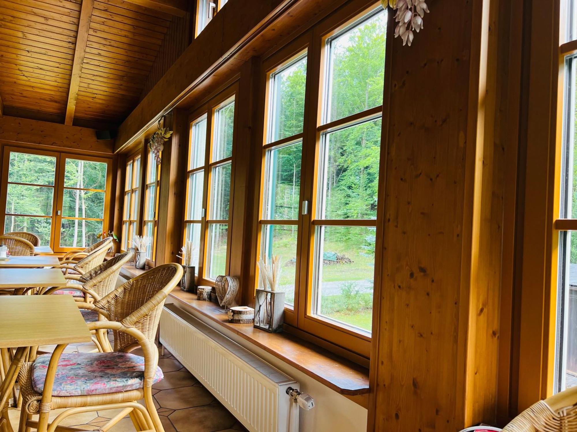 Dorfpension Mariahilfberg Gutenstein المظهر الخارجي الصورة